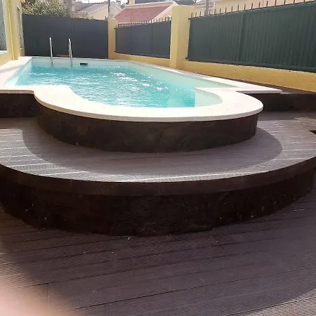 With Costa Da Caparica Pool *