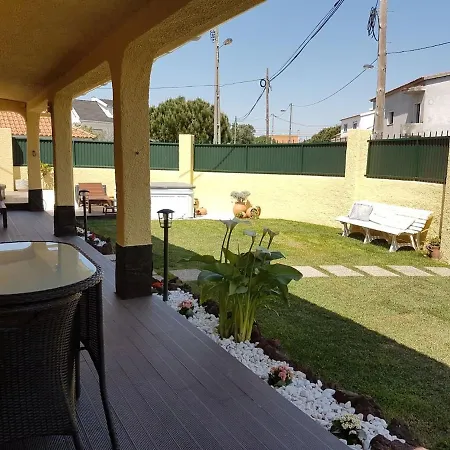 Ferienhaus With Costa Da Caparica Pool Charneca (Setubal)