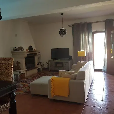 Ferienhaus With Costa Da Caparica Pool